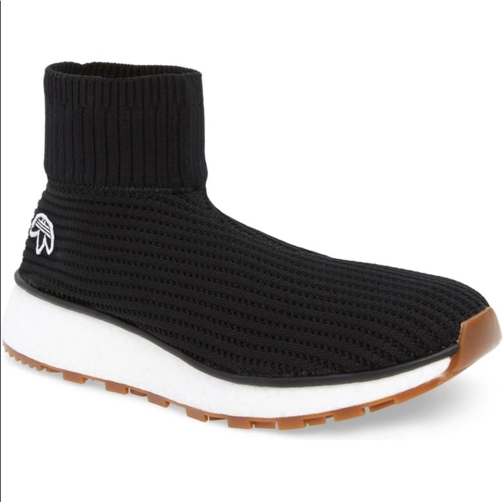 adidas x Alexander Wang
Run Clean size US 5